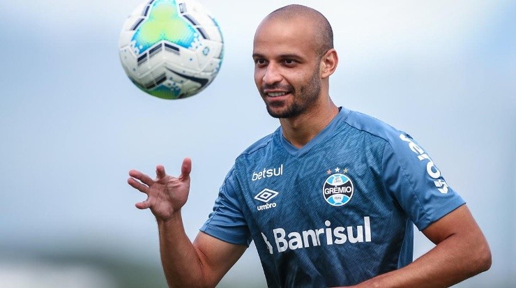 Foto: Lucas Uebel/Grêmio/Divulgação - Thaciano: retorna no meio do ano do futebol turco