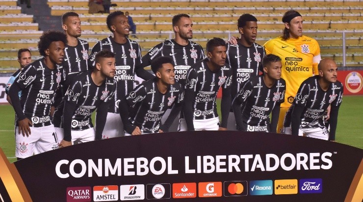 Foto: APG/AGIF - O Timão foi derrotado pelo Always Ready na Bolívia