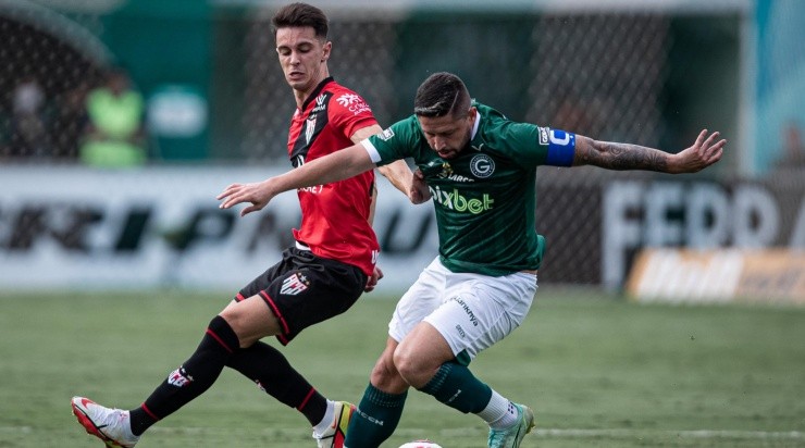 Heber Gomes/AGIF - Goiás e Dragão em decisão do Goiano