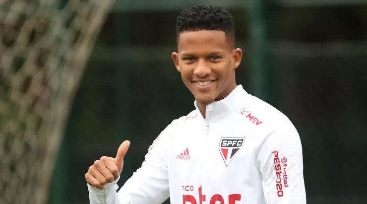 Foto: Rubens Chiri / saopaulofc.net - Rodrigo é o mais novo reforço do Avaí 