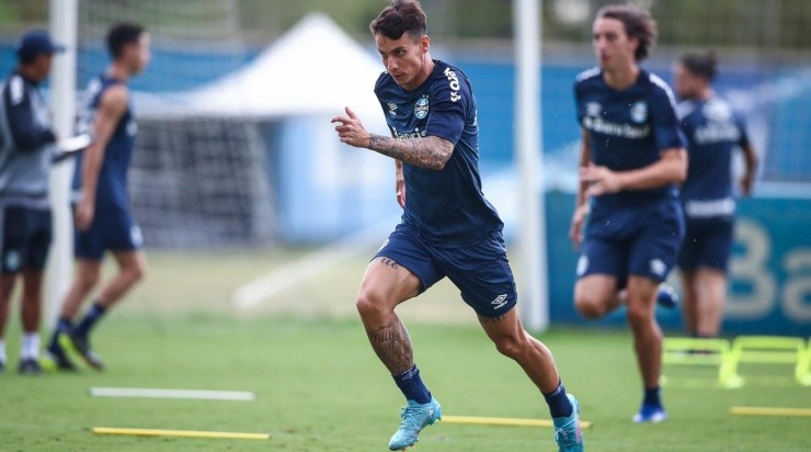 Foto: Lucas Uebel/Grêmio/Divulgação - O atacante é uma das grandes esperanças do Tricolor para a Série B