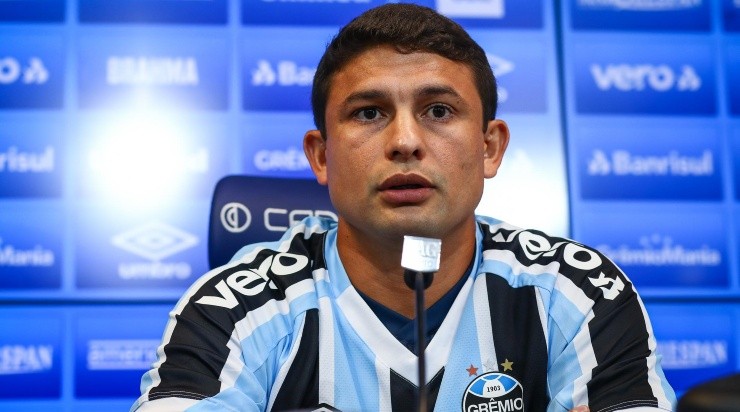Foto: Lucas Uebel/Grêmio/Divulgação - O novo reforço não vê problemas em ficar na reserva