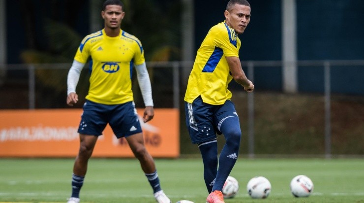 Foto: Gustavo Aleixo/Cruzeiro/Divulgação - João Paulo: à disposição de Pezzolano