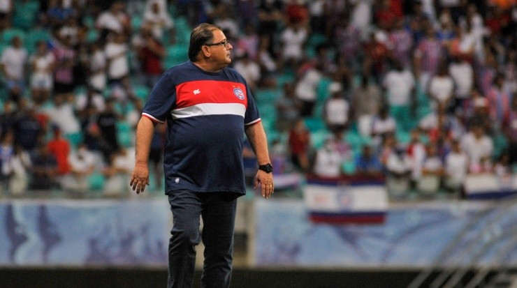  Jhony Pinho/AGIF - Guto defendeu seu jogador