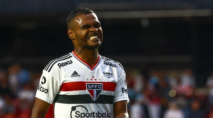 Foto: Marcello Zambrana/AGIF - Nikão ainda não engrenou no São Paulo. Foto: Marcello Zambrana/AGIF - Nikão ainda não engrenou no São Paulo.