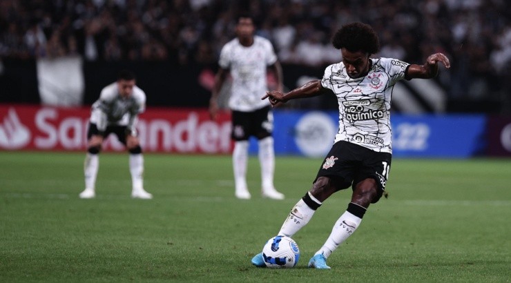 Foto: Ettore Chiereguini/AGIF - Pai do camisa 10 desmentiu os rumores.