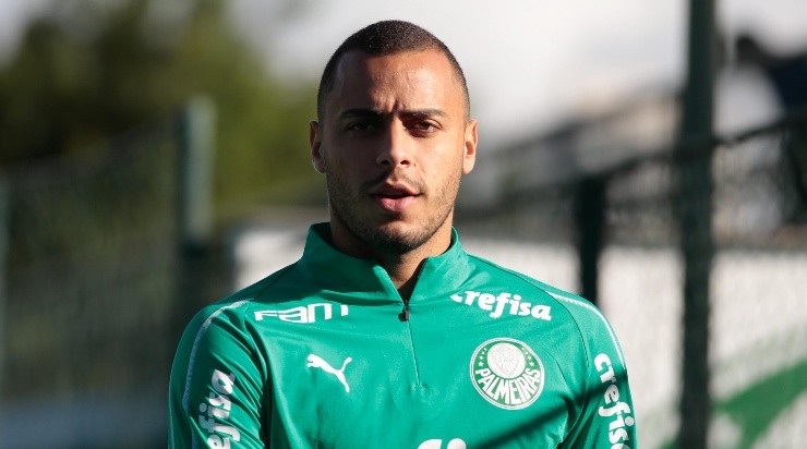 Marcello Zambrana/AGIF - Arthur no Palmeiras. 