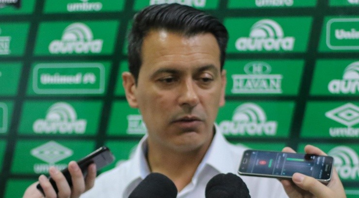 Foto: Liamara Polli/AGIF - Rui Costa também tem passagem pela Chapecoense.