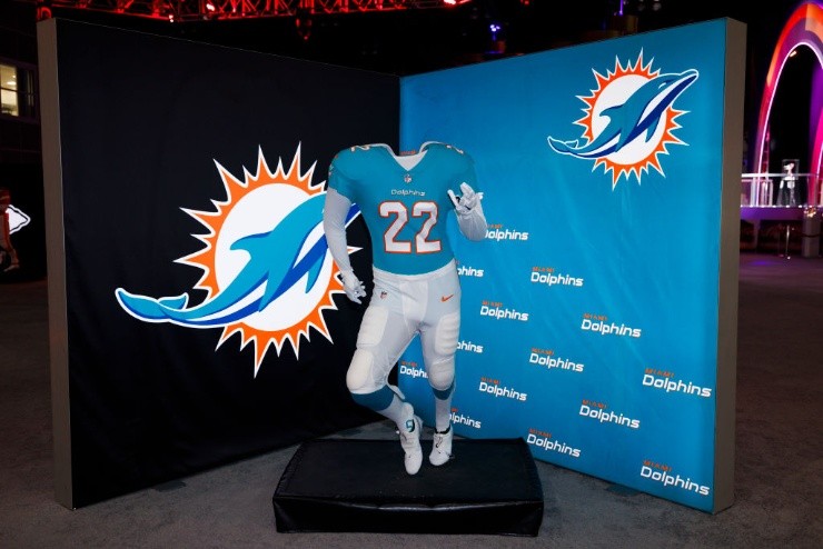 Ric Tapia/Icon Sportswire via Getty Images - Uniforme dos Dolphins para 2022