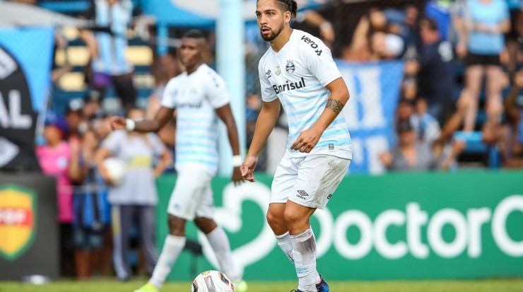 Foto: Pedro H. Tesch/AGIF - Benítez: meia chegou por empréstimo do Independiente (ARG)