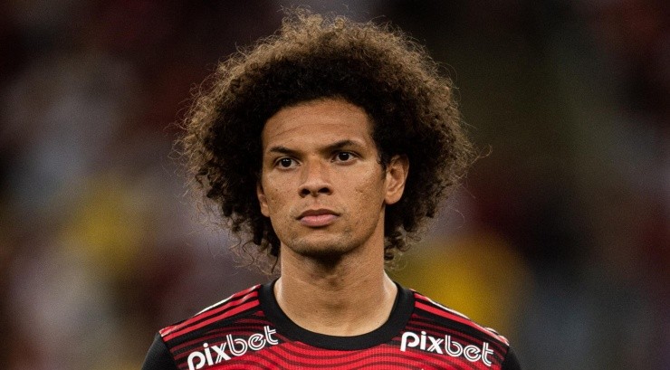 Foto: Thiago Ribeiro/AGIF - Arão foi muito criticado. Foto: Thiago Ribeiro/AGIF - Arão foi muito criticado.