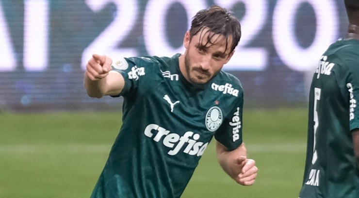 Foto: Marcello Zambrana/AGIF - Viña deixou saudades no Palmeiras.