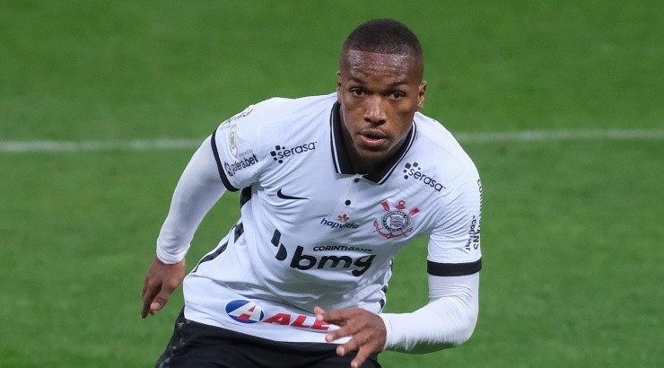 Foto: Marcello Zambrana/AGIF - Xavier tem futuro incerto.