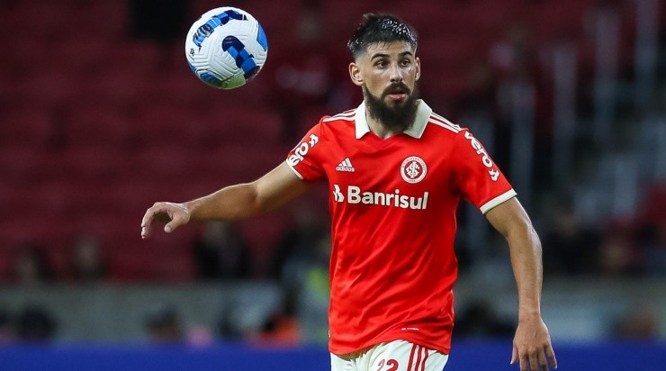  Pedro H. Tesch/AGIF - Bruno Méndez no Colorado. 