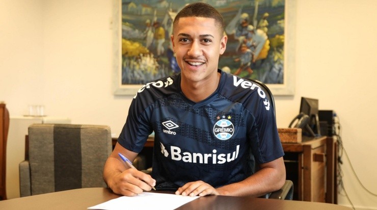 Foto: Renan Jardim/Grêmio/Divulgação - Thiago Rosa: contrato renovado com o Tricolor