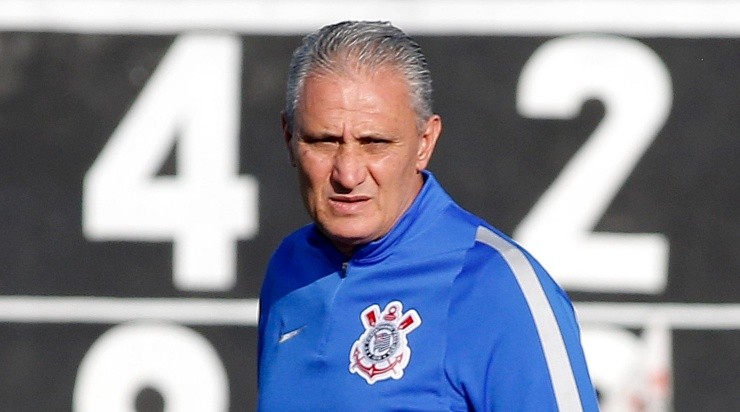 Foto: Daniel Vorley/AGIF - Estilo de Vítor Pereira está sendo comparado com o de Tite no Corinthians.