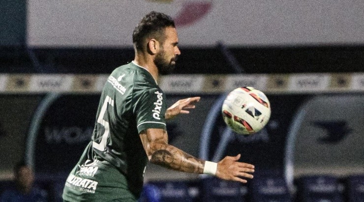 Foto: Beno Küster Nunes/AGIF - Castán atualmente joga pelo Guarani.