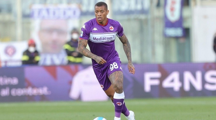 Gabriele Maltinti / Correspondente - Getty Images - Igor em ação pela Fiorentina. 