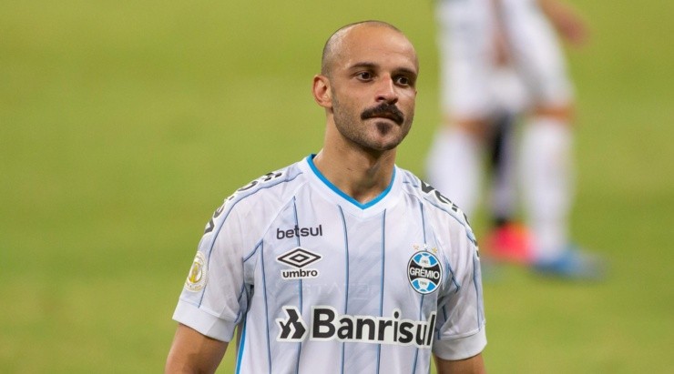 Foto: Pedro Chaves/AGIF - Thaciano pode nem retornar ao Grêmio.