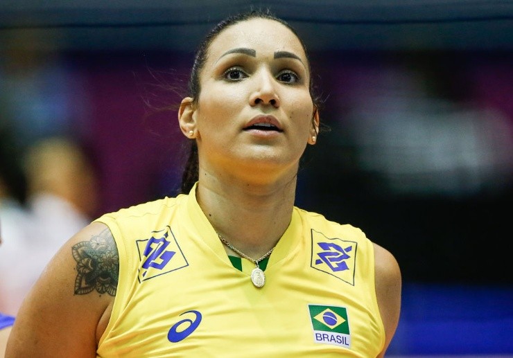 Alexandre Schneider/Getty Images - Tandara em quadra pela seleção brasileira