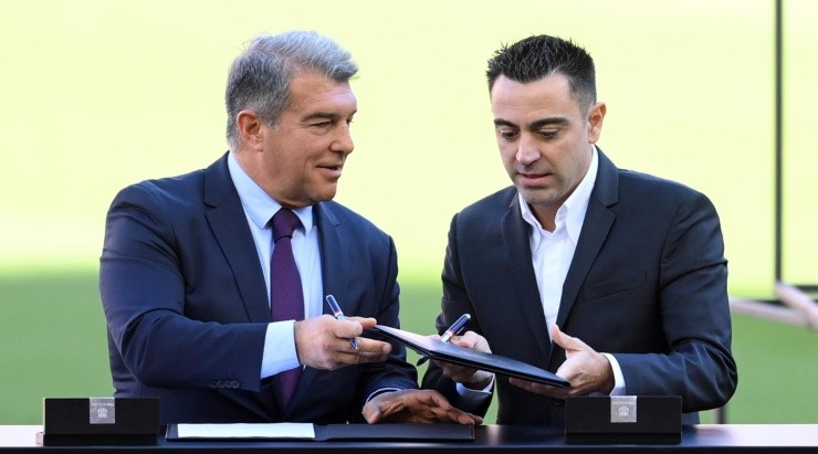 Foto: David Ramos/Getty Images/Espanha - Laporta afirmou ter sofrido tanto quanto o técnico Xavi na temporada