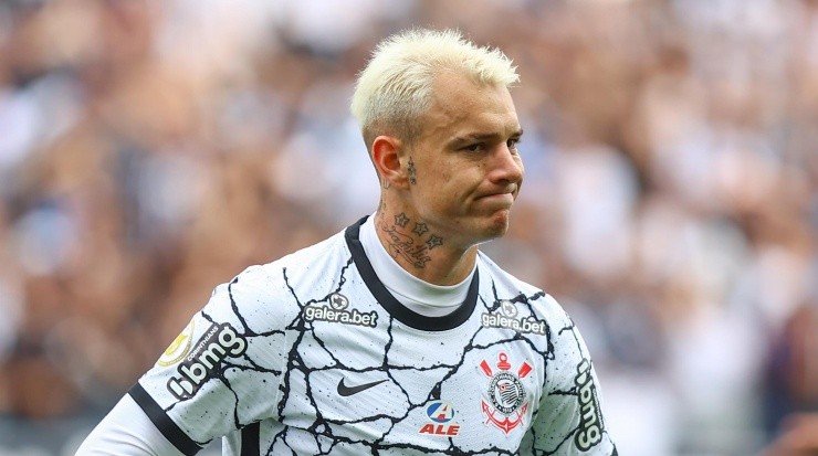 Foto: Marcello Zambrana/AGIF - Guedes tem futuro incerto no Corinthians.