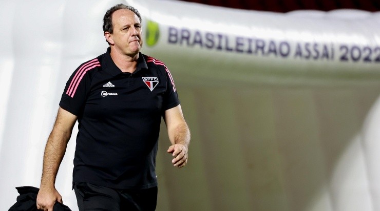 Foto: Marcello Zambrana/AGIF - Ceni: técnico deu dois dias de folga ao elenco tricolor
