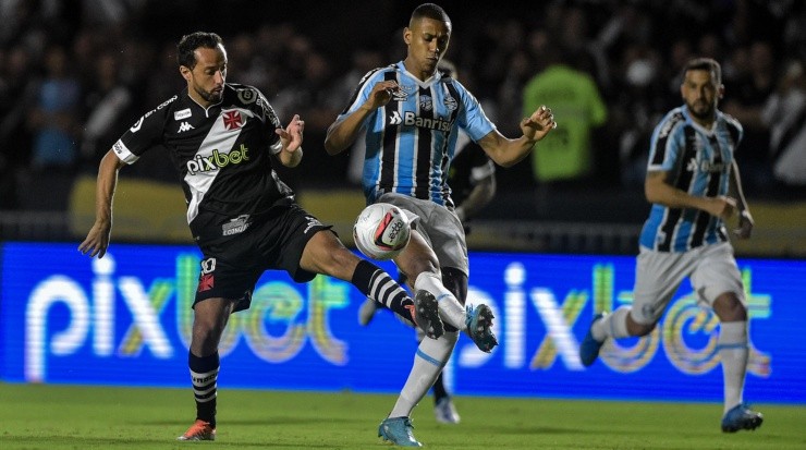 Foto: Thiago Ribeiro/AGIF - Para Zé Ricardo, o Vasco merecia ter vencido o Grêmio