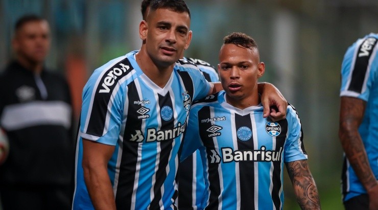 Foto: Lucas Uebel/Grêmio/Divulgação - Diego Souza e Janderson: decisivos na vitória sobre o Novorizontino