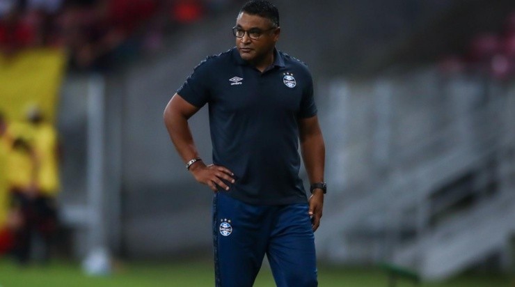 Foto: Lucas Uebel/Grêmio/Divulgação - Roger Machado: explicou e aprovou a estratégia para o jogo com o Sport