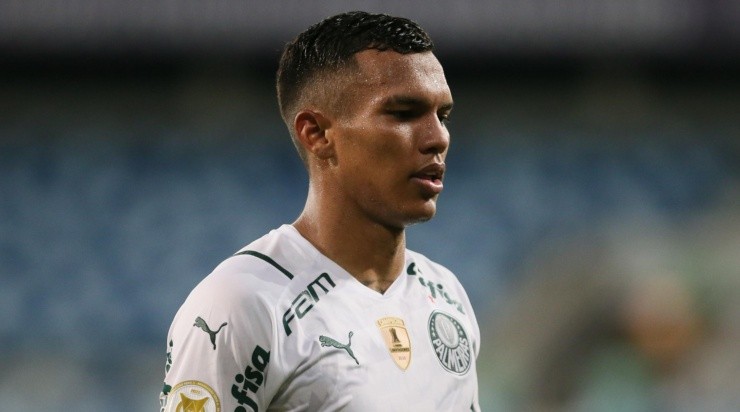 Foto: Gil Gomes/AGIF - Veron pode ser a solução caso Scarpa não renove.