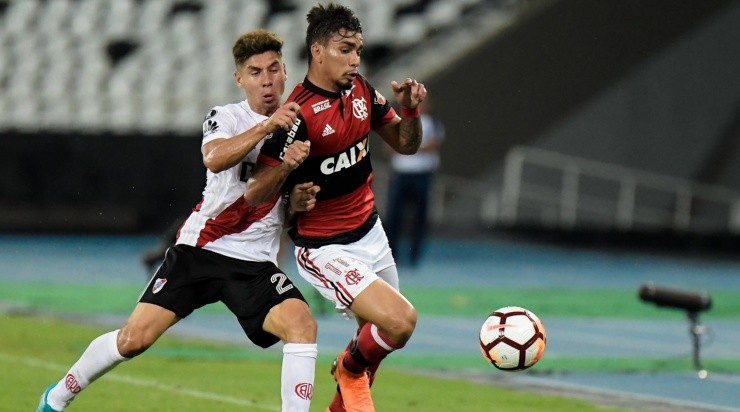 Thiago Ribeiro/AGIF - Gonzalo em ação contra o Flamengo. 