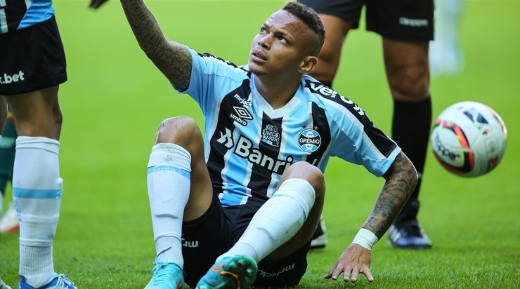 Pedro H. Tesch/AGIF - Contratação de Janderson é criticada por comentarista. 