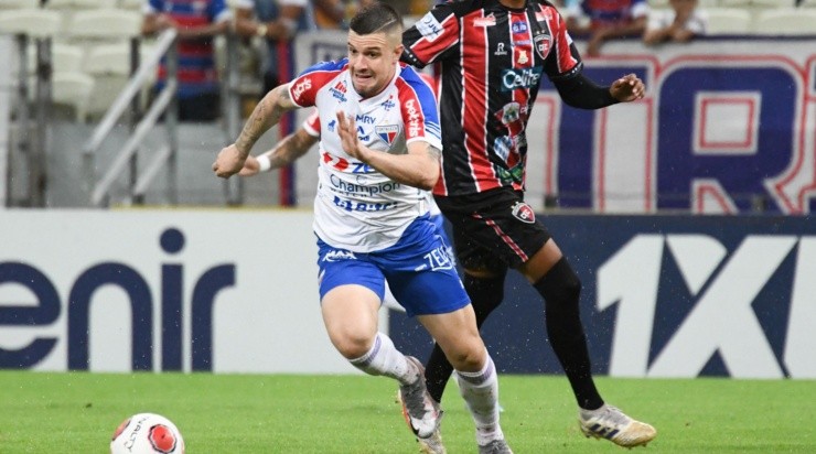 Foto: Kely Pereira/AGIF - Renato Kayzer: no radar do Grêmio