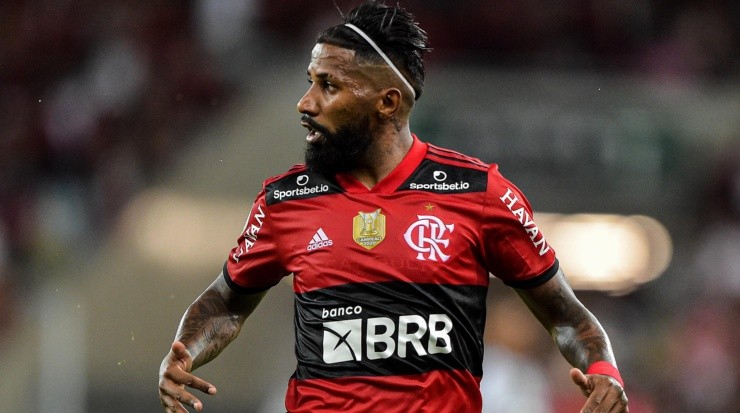 Foto: Thiago Ribeiro/AGIF - Rodinei: lateral do Flamengo entrou no radar do Tricolor