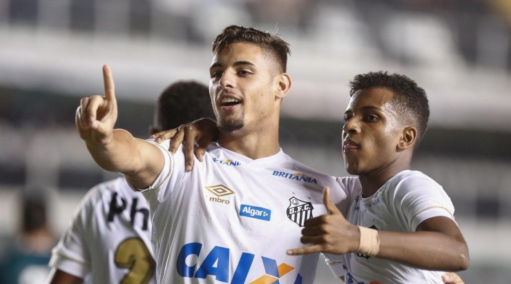 Foto: Marcello Zambrana/AGIF - Yuri jogou ao lado de Rodrygo no Santos.