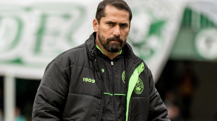 Foto: Robson Mafra/AGIF - Morínigo: trabalho do técnico foi defendido pelo dirigente do Coritiba