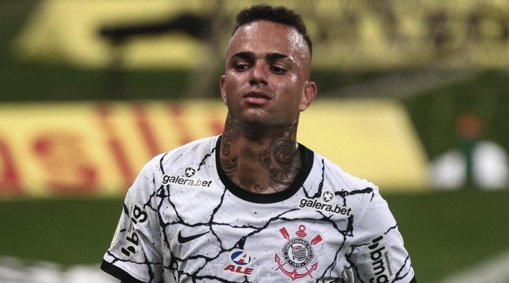 Foto: Ettore Chiereguini/AGIF - Luan segue sem moral.