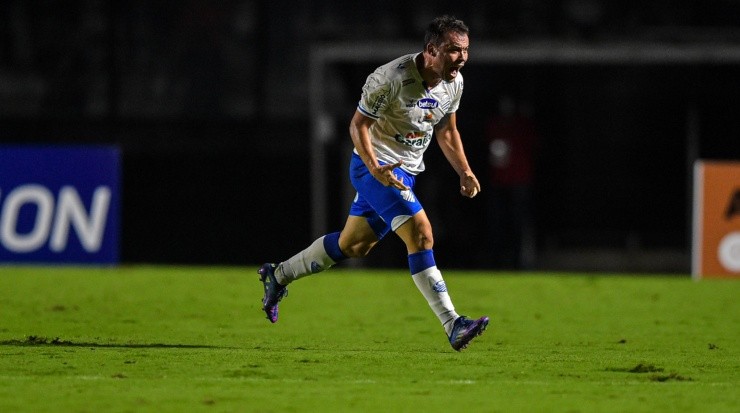 Thiago Ribeiro/AGIF - Renato Cajá não está nos planos da Ponte. 