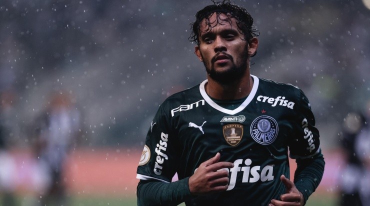 Ettore Chiereguini/AGIF - Scarpa vira 'desejo' da torcida do Fla. Ettore Chiereguini/AGIF - Scarpa vira 'desejo' da torcida do Fla.