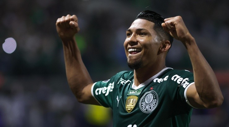 Foto: Marcello Zambrana/AGIF - Rony recebeu elogios do comentarista. 