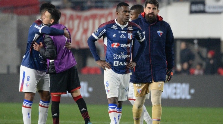 Foto: Fotobairesarg/AGIF - A campanha do Leão na Libertadores acabou contra o Estudiantes, em La Plata