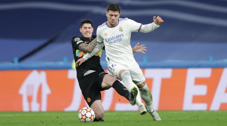 Foto: Gonzalo Arroyo Moreno/Getty Images/Espanha - Jovic: decepcionou com a camisa do Real Madrid Foto: Gonzalo Arroyo Moreno/Getty Images/Espanha - Jovic: decepcionou com a camisa do Real Madrid