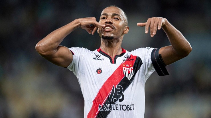 Jorge Rodrigues/AGIF - Marlon no Dragão. 