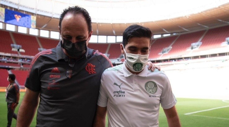 Imagem: Lucas Figueiredo/CBF - Ceni foi colocado no mesmo nível de Abel pelo jornalista. Imagem: Lucas Figueiredo/CBF - Ceni foi colocado no mesmo nível de Abel pelo jornalista.