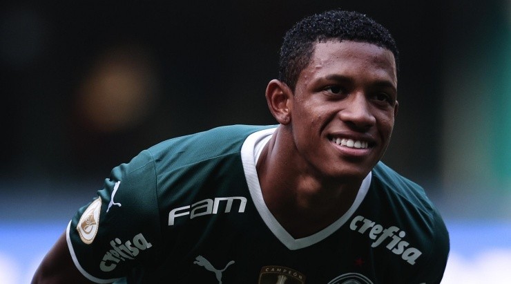 Foto: Ettore Chiereguini/AGIF - Danilo segue em alta no mercado.