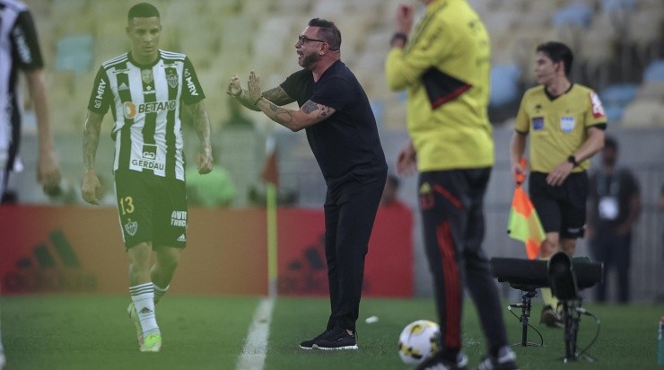 Foto: Pedro Souza / Atlético / Divulgação - O treinador assumiu a responsa pela eliminação no Maracanã Foto: Pedro Souza / Atlético / Divulgação - O treinador assumiu a responsa pela eliminação no Maracanã