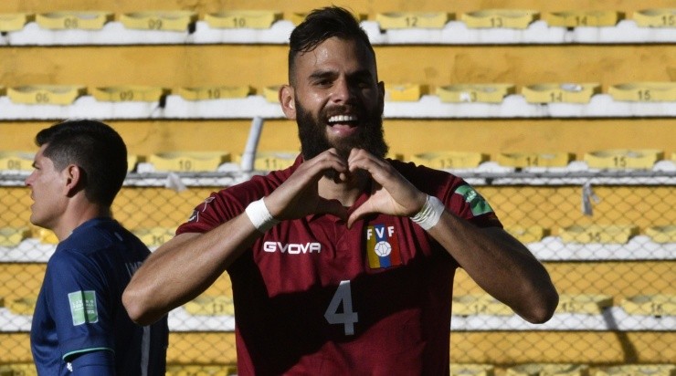 Foto: Aizar Raldes - Pool/Getty Images/Bolívia - O defensor acumula convocações para a seleção de seu país