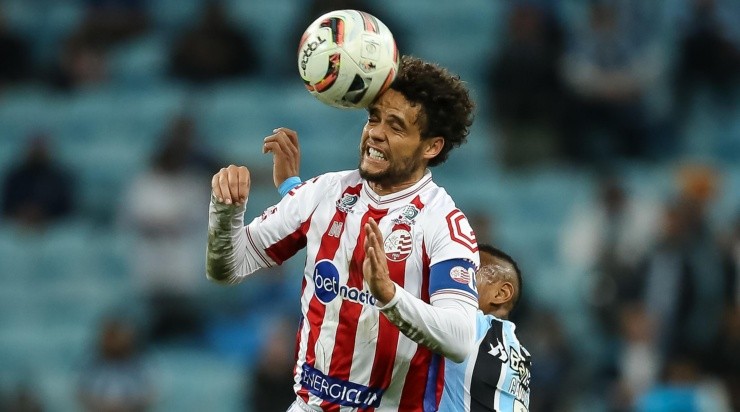 Pedro H. Tesch/AGIF - Victor Ferraz, do Náutico.