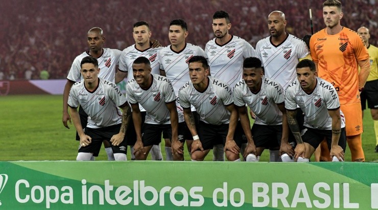 Foto: Thiago Ribeiro/AGIF - Após o empate no Maracanã, o Furacão vai buscar a vaga jogando em casa